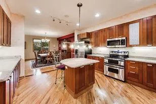 1784 Chestnut Ave, Glenview, IL 60025 - Photo 7