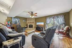27884 W Riverside Dr, Antioch, IL 60002 - Photo 3