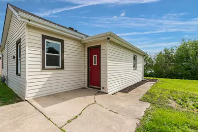 1023 2nd Street, Princeton, IA 52768 - Photo 3