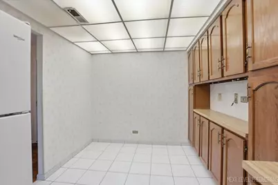 7730 Dempster Street #205, Morton Grove, IL 60053 - Photo 5