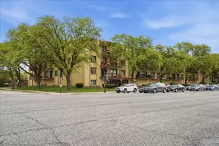 7730 Dempster St, Morton Grove, IL 60053 - Photo 1