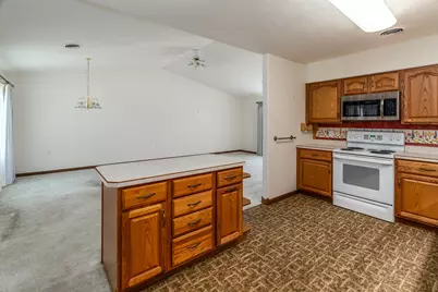 3206 Cherokee Drive, Marion, IL 62959 - Photo 11