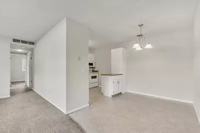 1249 48th Avenue #16, East Moline, IL 61244 - Photo 9