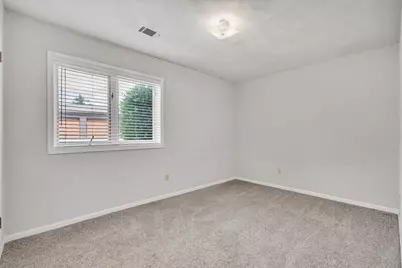 1249 48th Avenue #16, East Moline, IL 61244 - Photo 15