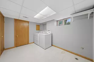 737 Wendall Ave, West Chicago, IL 60185 - Photo 17