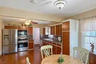 1245 W Harrison St, Freeport, IL 61032 - Photo 7