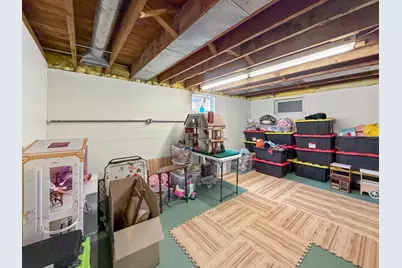 1245 W Harrison Street, Freeport, IL 61032 - Photo 25