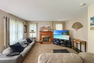 1245 W Harrison St, Freeport, IL 61032 - Photo 9
