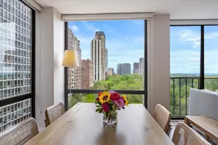 345 W Fullerton Pkwy, Chicago, IL 60614 - Photo 7