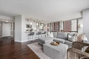 345 W Fullerton Pkwy, Chicago, IL 60614 - Photo 13