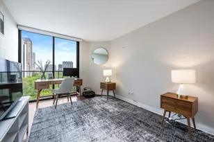 345 W Fullerton Pkwy, Chicago, IL 60614 - Photo 17