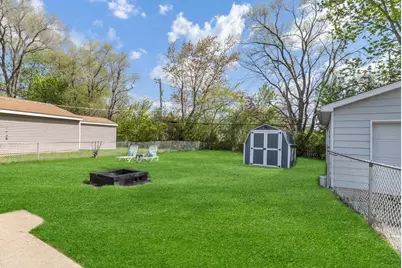 419 Deerpath Drive, Lindenhurst, IL 60046 - Photo 27
