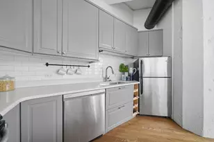 124 W Polk St, Chicago, IL 60605 - Photo 11