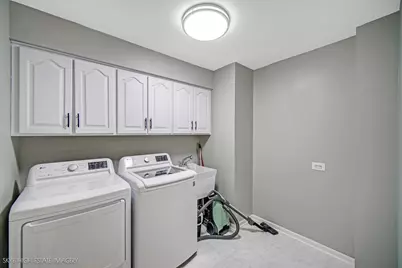 8629 Nancy Lane, Orland Park, IL 60462 - Photo 23
