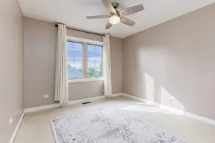 11004 Haley Ct, Orland Park, IL 60467 - Photo 5