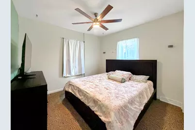1258 S Blackhawk Avenue, Freeport, IL 61032 - Photo 21