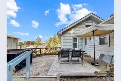1258 S Blackhawk Avenue, Freeport, IL 61032 - Photo 7