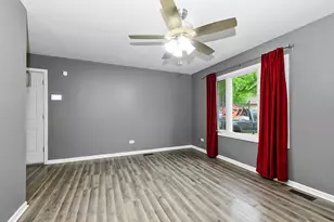 22153 E Churchill Dr, Richton Park, IL 60471 - Photo 3