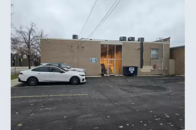 3425 W Peterson Avenue, Chicago, IL 60659 - Photo 13