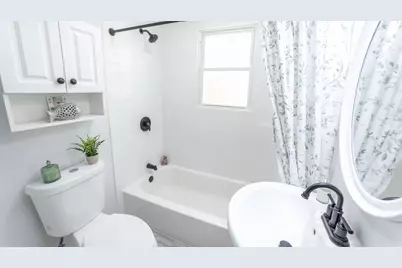 26347 W Shannon Avenue, Antioch, IL 60002 - Photo 17