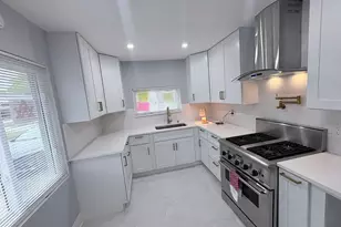 16438 Honore Ave, Markham, IL 60428 - Photo 3