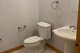 101 Pointe Dr, Northbrook, IL 60062 - Photo 7
