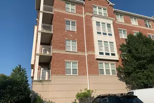 101 Pointe Dr, Northbrook, IL 60062 - Photo 1
