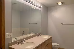 101 Pointe Dr, Northbrook, IL 60062 - Photo 31