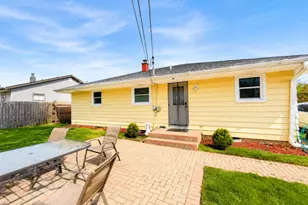 2635 W Cheyenne Rd, Waukegan, IL 60087 - Photo 17
