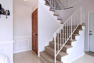 38 Ct of Greenway, Northbrook, IL 60062 - Photo 3