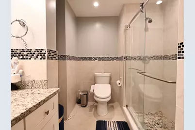 38 Ct Of Greenway, Northbrook, IL 60062 - Photo 17