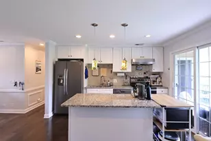 38 Ct of Greenway, Northbrook, IL 60062 - Photo 7