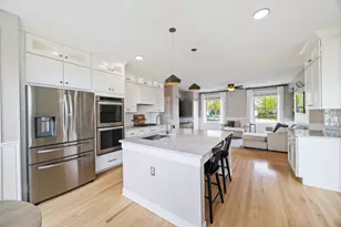 1443 Sunflower Ct, Grayslake, IL 60030 - Photo 11
