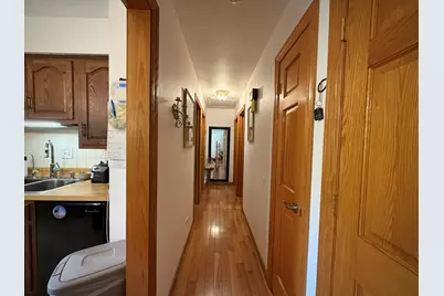 1560 Pamela Drive, Elgin, IL 60123 - Photo 9