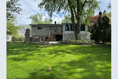 1560 Pamela Drive, Elgin, IL 60123 - Photo 11