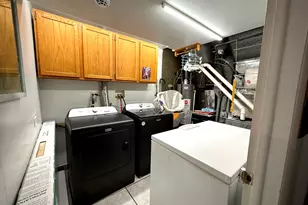1560 Pamela Dr, Elgin, IL 60123 - Photo 11