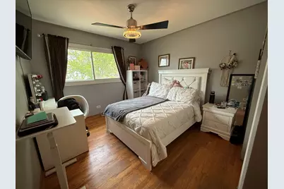1560 Pamela Drive, Elgin, IL 60123 - Photo 9