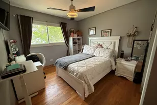 1560 Pamela Dr, Elgin, IL 60123 - Photo 9