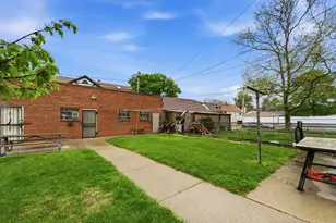 9655 S Commercial Ave, Chicago, IL 60617 - Photo 39
