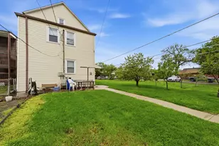 9655 S Commercial Ave, Chicago, IL 60617 - Photo 37