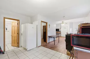 9655 S Commercial Ave, Chicago, IL 60617 - Photo 5