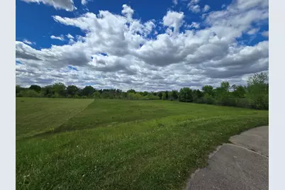 809 Indian, Woodstock, IL 60098 - Photo 3
