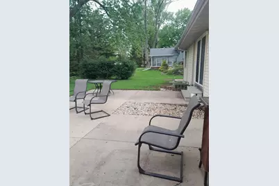 1503 Lakewood Drive, Mendota, IL 61342 - Photo 3