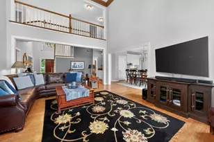 38W535 Golfview Ct, Saint Charles, IL 60175 - Photo 15
