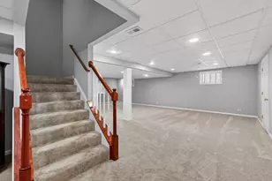 38W535 Golfview Ct, Saint Charles, IL 60175 - Photo 53