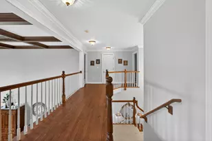 38W535 Golfview Ct, Saint Charles, IL 60175 - Photo 31