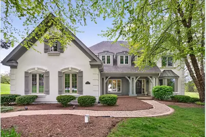 38W535 Golfview Court, Saint Charles, IL 60175 - Photo 1