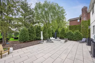 825 S Bodin St, Hinsdale, IL 60521 - Photo 33