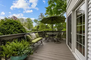 1087 Ash St, Winnetka, IL 60093 - Photo 5