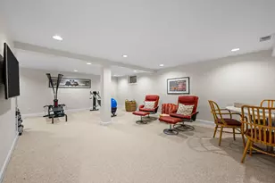1087 Ash St, Winnetka, IL 60093 - Photo 33